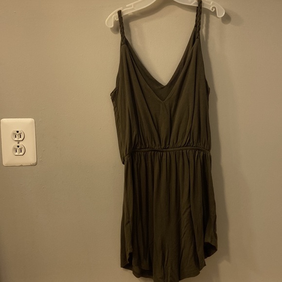 Audrey 3+1 Olive Green Romper Small - Picture 2 of 11